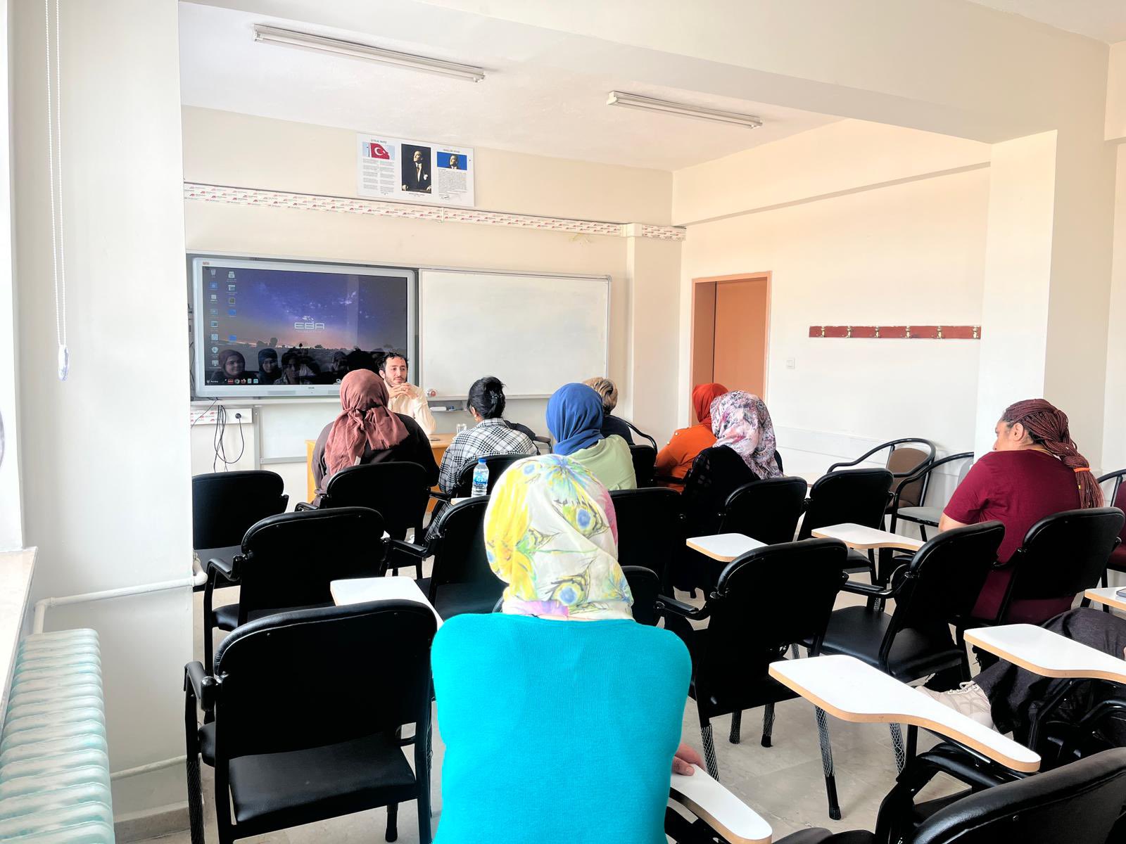 Bünyan ADEM’de “Hayatın İlk Çeyreği (0-18 Yaş)” Eğitimi Verildi