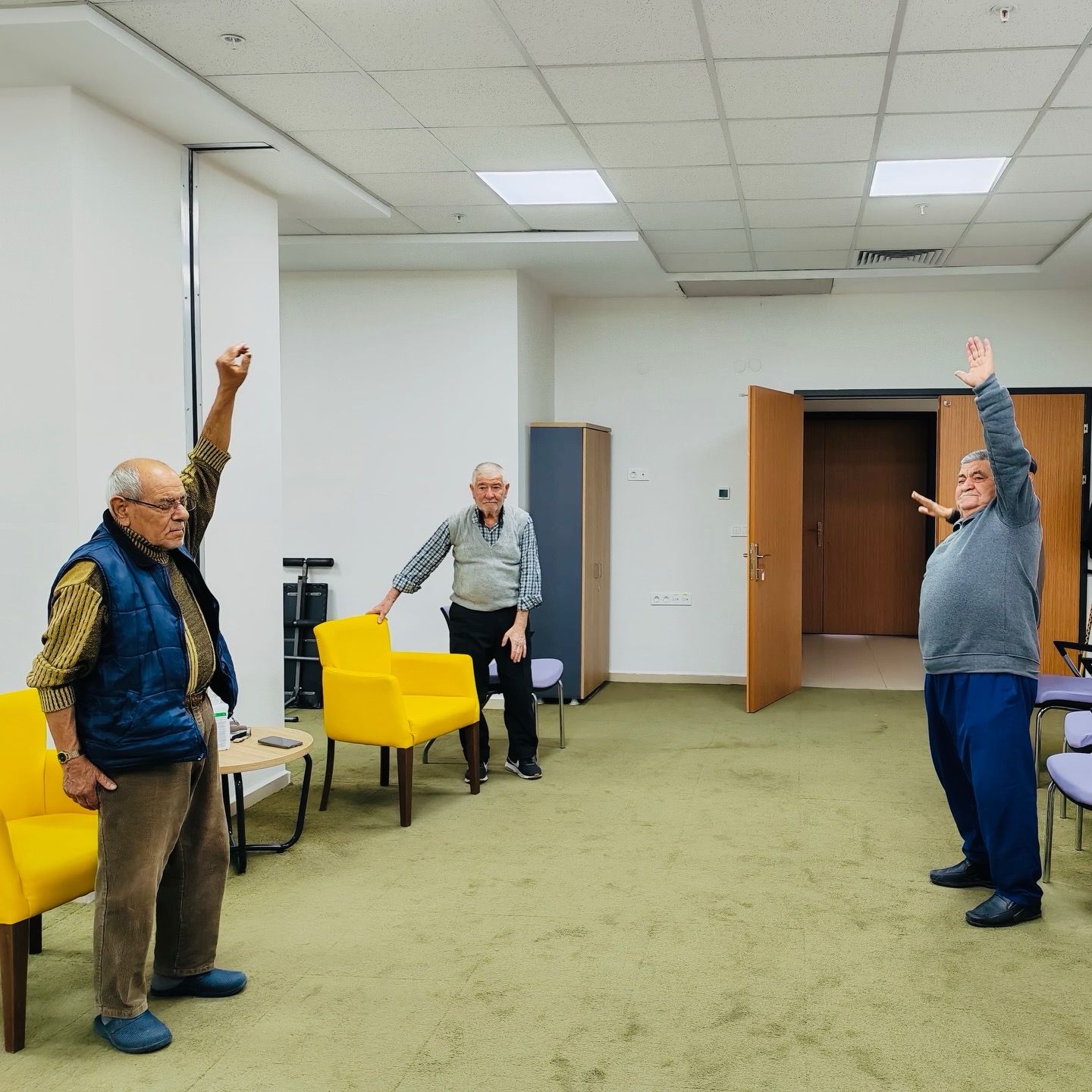 Spor Ve Egzersiz Etkinlikleriyle Güne Zinde Başlamaları Sağlanmaktadır.