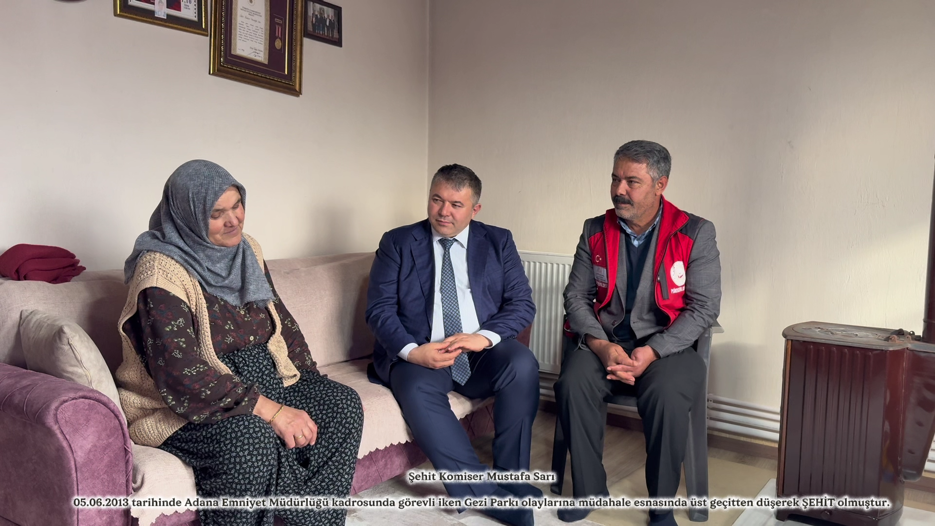 İl Müdürümüz Tolga Nacar’dan Şehit Komiser Mustafa Sarı’nın Ailesine Ziyaret