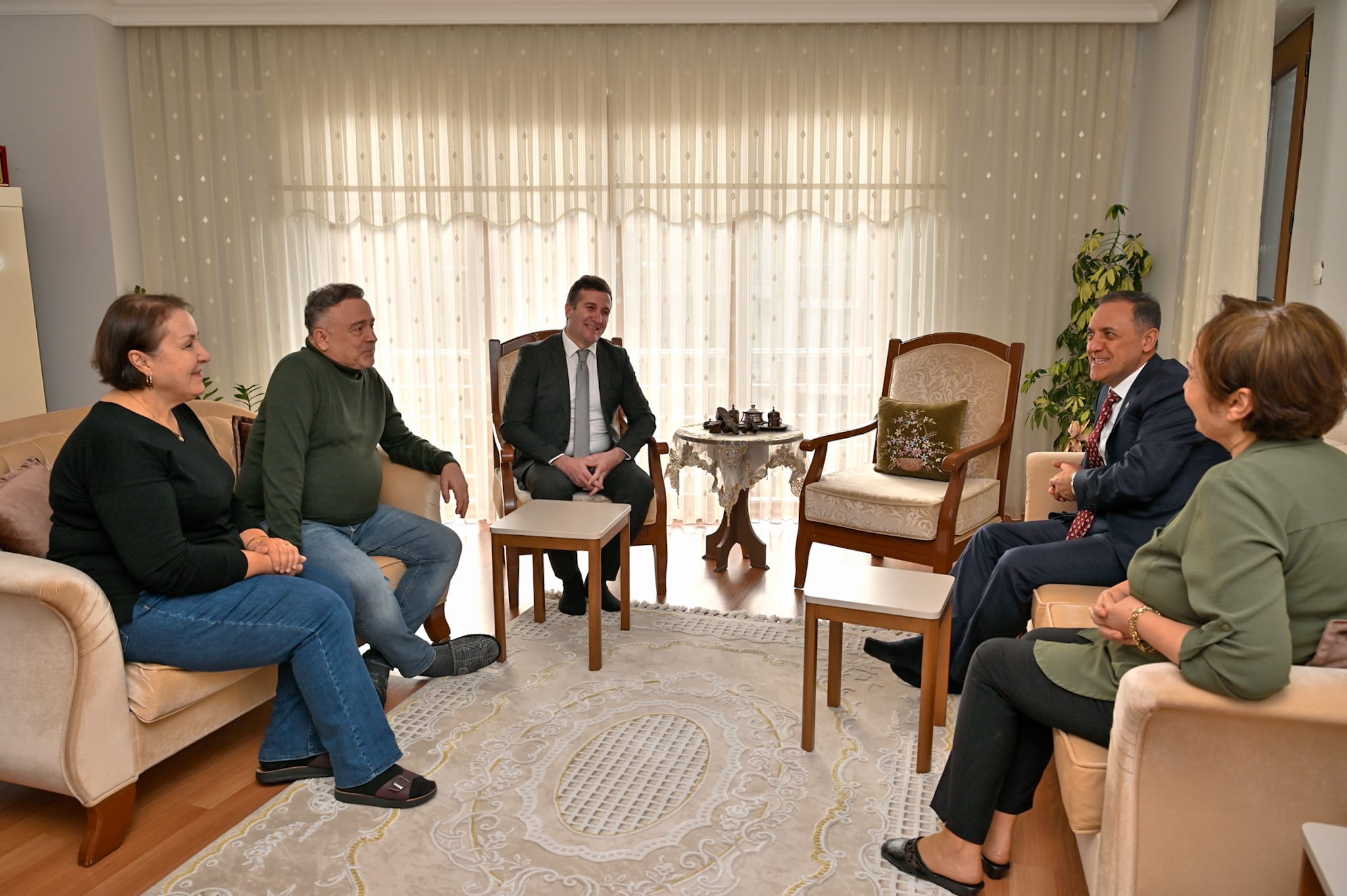 Valimiz Dr. Ahmet Hamdi Usta ve İl Müdürümüz Arif Laçin’den Şehit Aileleri ve Gazilerimize Ziyaret