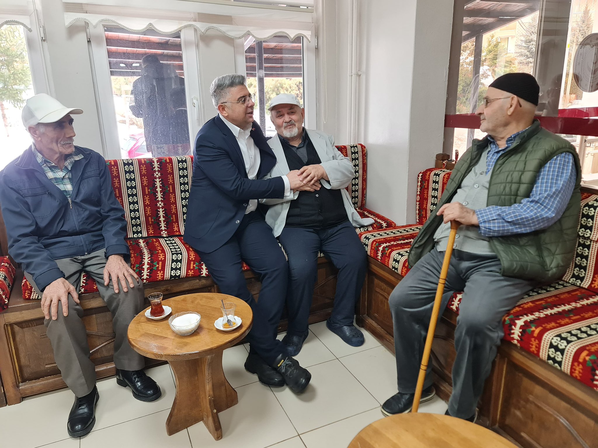 İl Müdürümüz Özgür Kırmızıtaş, İhramcızade İsmail Hakkı Toprak Huzurevi Müdürlüğü’nü ziyaret etti.