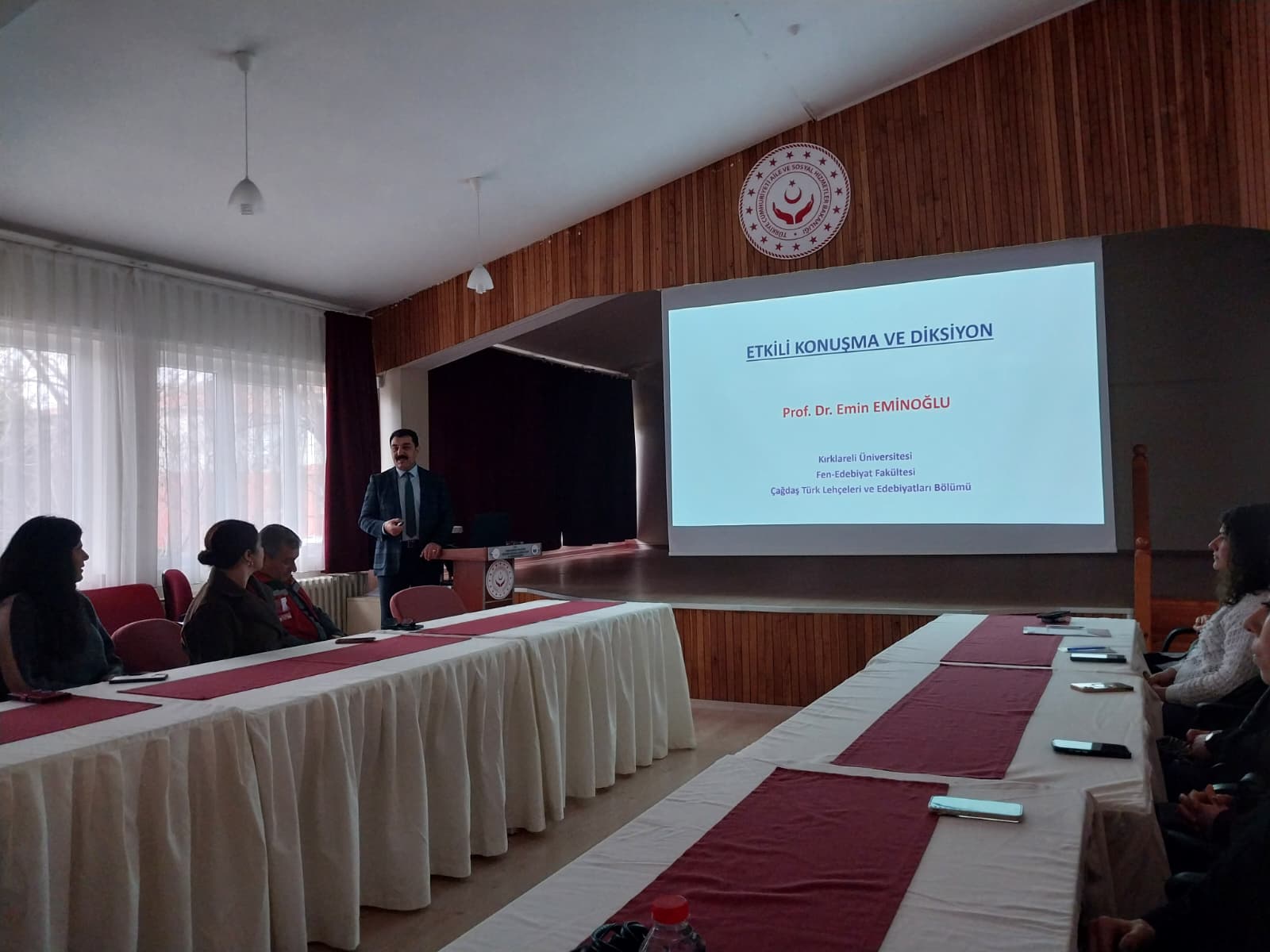 Hizmet İçi Eğitim Kapsamında “Etkili Konuşma ve Diksiyon” Eğitimi Düzenlendi