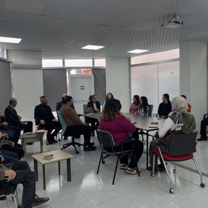 İl Müdürümüz Sayın Emine BÖÇKÜN, Karesi Sosyal Hizmet Merkezi Müdürlüğümüze Teşekkür Belgesi Takdim Etti - fotoğraf 1