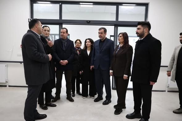 Aydın Büyükşehir Belediye Başkanımız Sn. Özlem Çerçioğlu, Adalet ve Kalkınma Partisi yönetim kurulu üyeleri ile birlikte Aydın Huzurevi ve Rehabilitasyon Merkezi hizmet binası alanında incelemelerde bulunuldu.