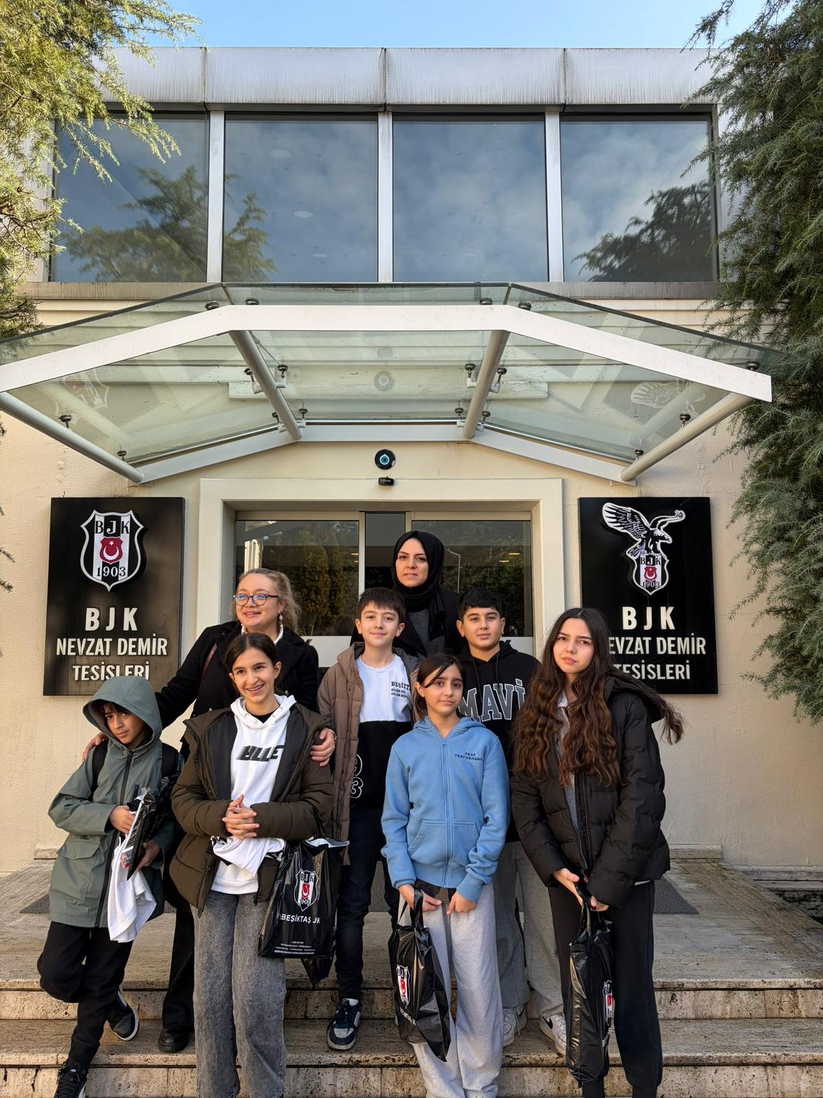 Kıymetli Şehitlerimiz ve Kahraman Gazilerimizin Çocuklarına Yönelik Etkinlikler Düzenlemeye Devam Ediyoruz