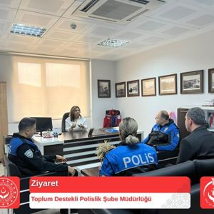 İl Müdürümüz Sayın Emine BÖÇKÜN, Toplum Destekli Polislik Şube Müdürlüğünde Görev Yapan Polislerimizi Makamında Ağırladı - fotoğraf 1