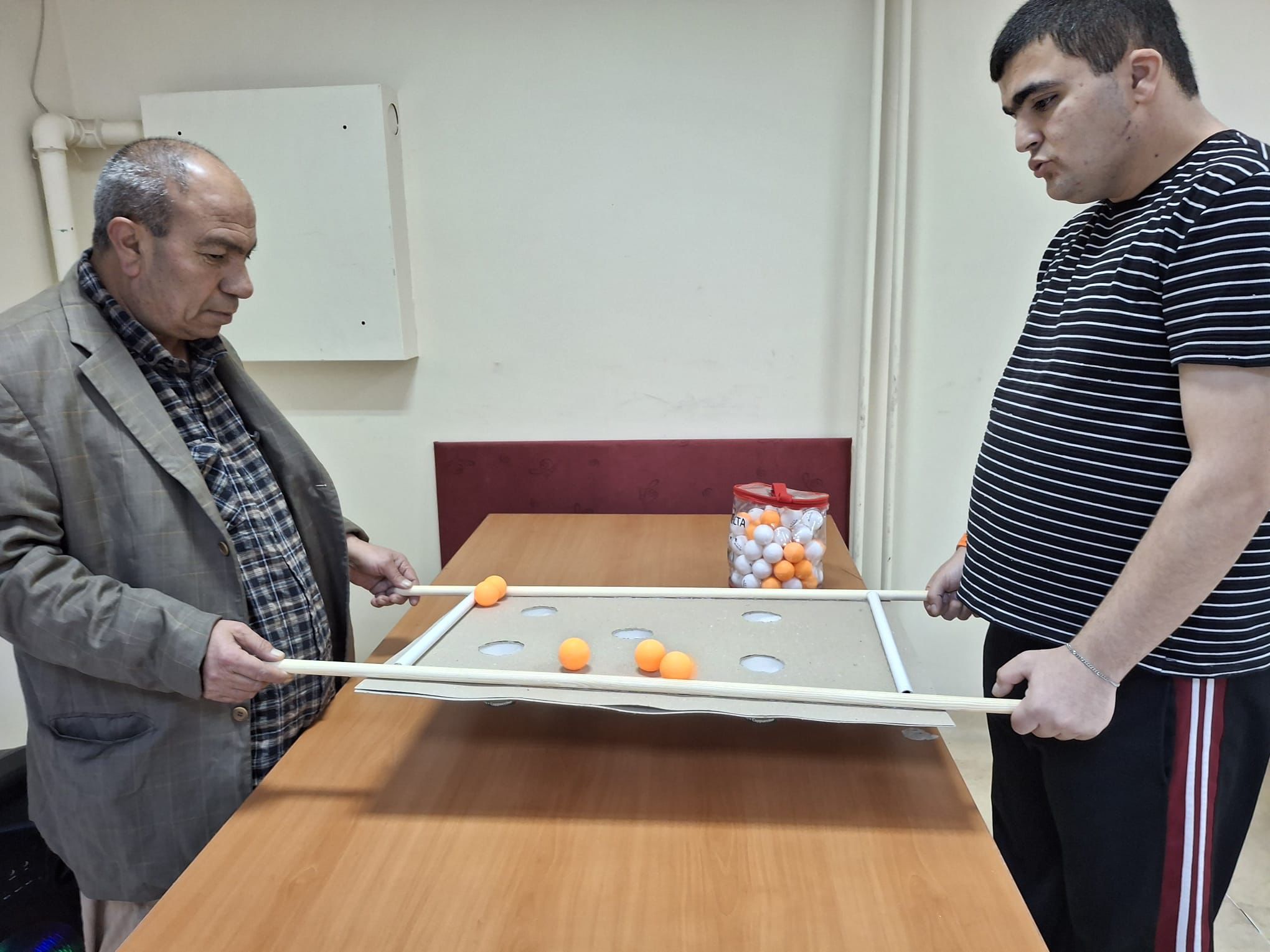 Hayatın her anını renklerle ve sevgiyle dolduruyoruz!