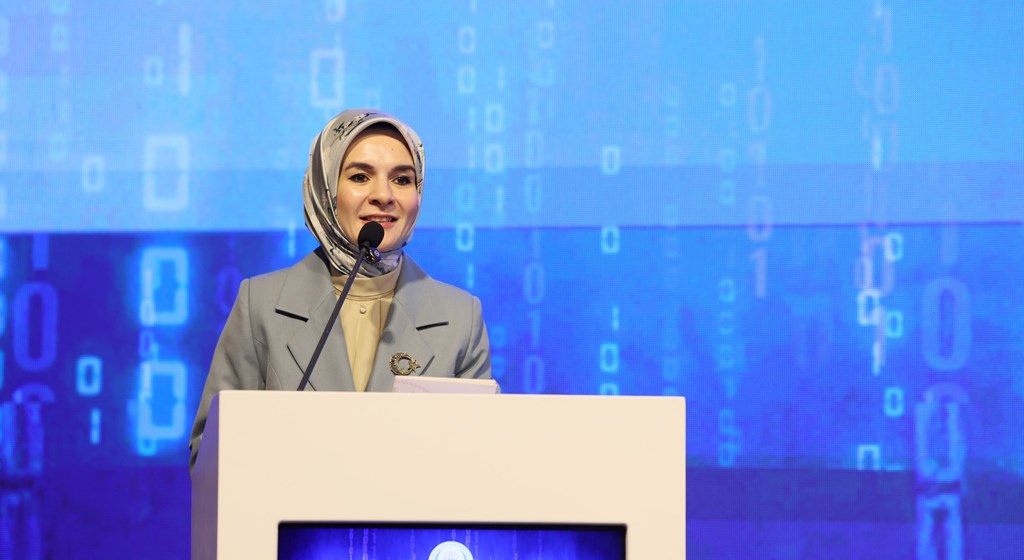 Bakanımız Göktaş, Bakü’de “Dijital ortamda çocukların korunması” başlıklı uluslararası konferansta konuştu