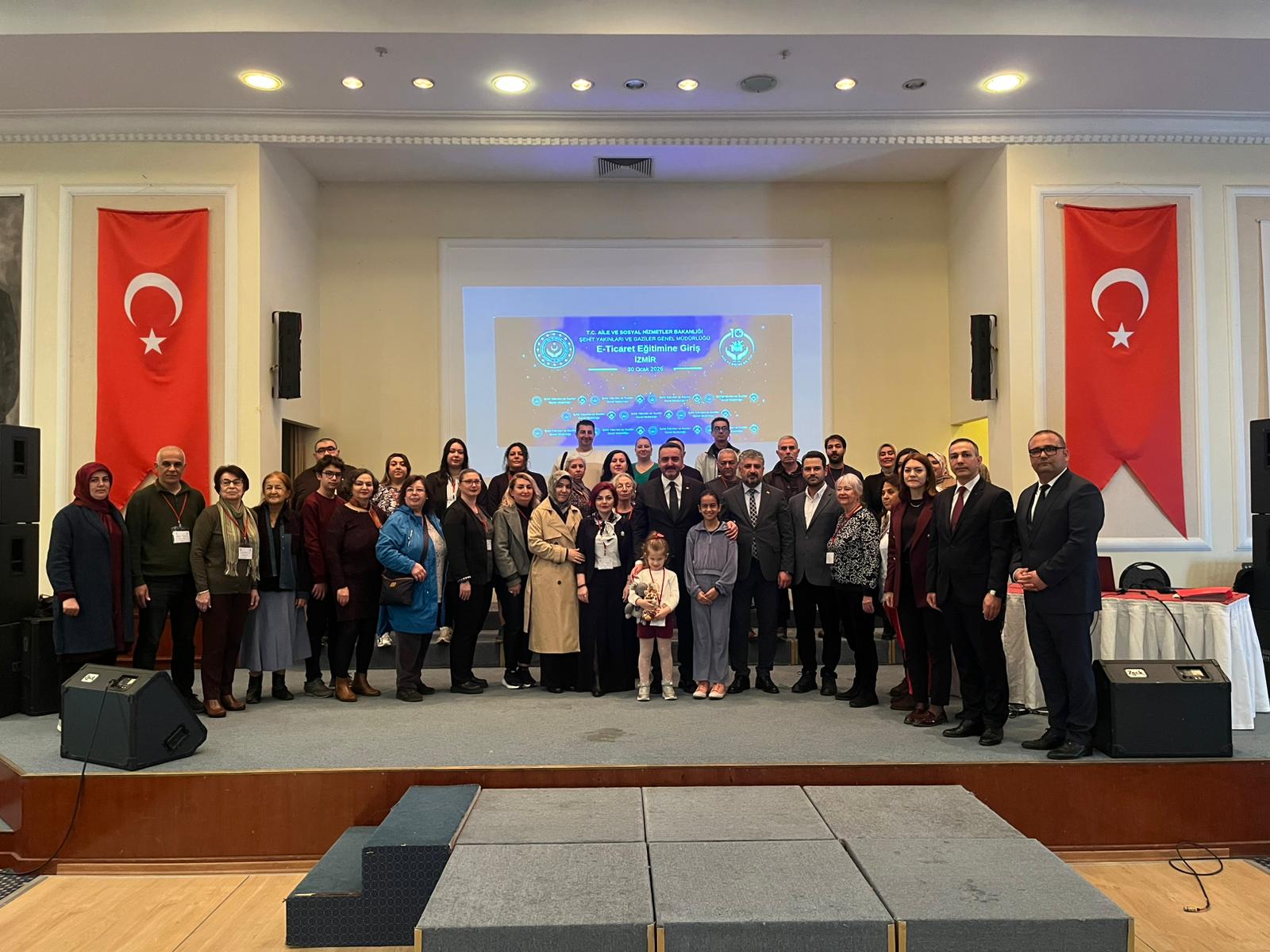 Şehit Yakını ve Gazilere Yönelik E-Ticaret Eğitimi İzmir’de Gerçekleştirildi