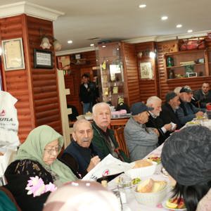 Huzur ve Doğanın İçinde Kıymetli Büyüklerimizle Öğle Yemeği - fotoğraf 5