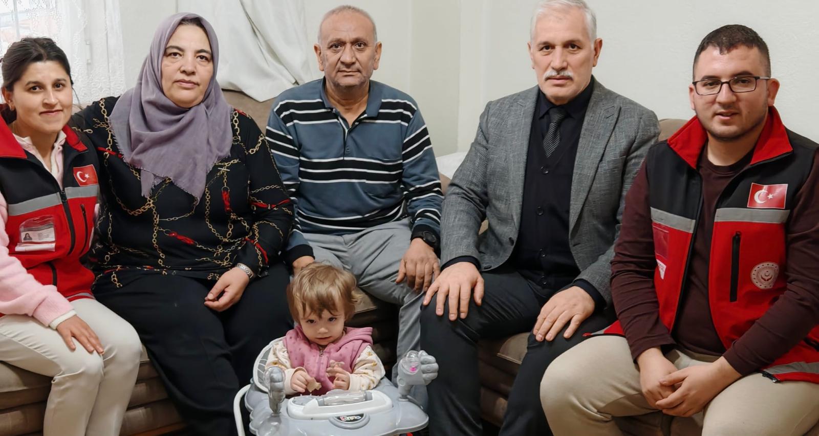 Sandıklı Sosyal Hizmet Merkezi Kuruluş Müdürü Mustafa Yavuz Malul Gazi Yusuf Akın' ve Şehit Gökhan Orhan'ın Ailesine Vefa Ziyareti Gerçekleştirdi