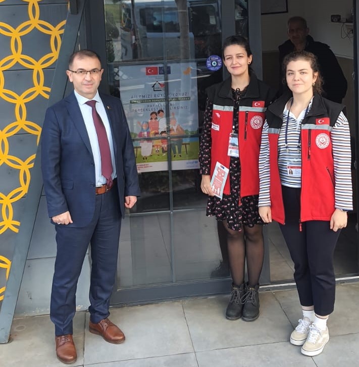 Koruyucu Aile Tanıtım Çalışmaları Ulaşım Noktalarında Sürüyor