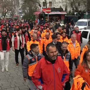 Hüznümüz Sessizliğimizde, Dualarımız Gökyüzünde: 6 Şubat Deprem Şehitlerimizi Yâd Ettik - fotoğraf 2