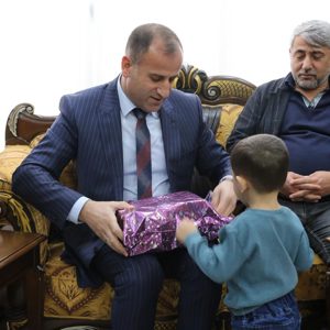 Depremde Evlerini Kaybeden Depremzede Ailelerimizi Ziyaret Ettik. - fotoğraf 2