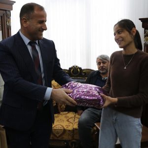 Depremde Evlerini Kaybeden Depremzede Ailelerimizi Ziyaret Ettik. - fotoğraf 5