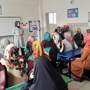 Genç İlçemizde AEP Kapsamında Nuri Özaltın Ve MEV İlköğretim Okullarında “Okul-Aile İşbirliği” Semineri Verildi - fotoğraf 1
