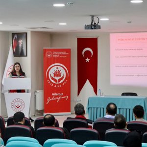 İl Müdürlüğümüzde, Afet ve Acil Durumlarda Psikososyal Destek Hizmetlerinde Görev Alan Çözüm Ortaklarımız ile Koordinasyon Toplantısı Düzenlendi. - fotoğraf 2