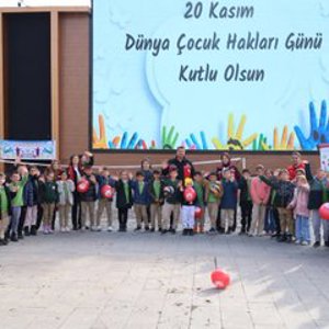 Dünya Çocuk Hakları Günü Etkinlikleri Şehrimizde Yoğun İlgi Gördü - fotoğraf 1