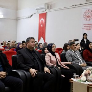 3 Aralık Dünya Engelliler Gününde Engelsiz Kızlarımız Sahne Aldı - fotoğraf 1