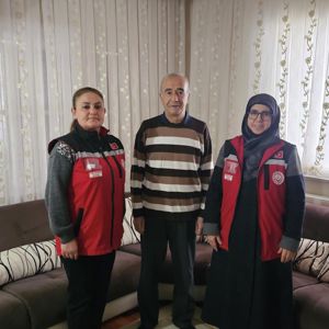 Kahraman Kıbrıs Gazimiz Metin Öncü’yü Evinde Ziyaret Ederek, Ellerinden Öptük - fotoğraf 1