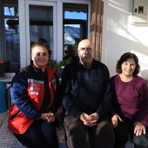 Kahraman Kıbrıs Gazimiz Murat Dağaşan’ı Evinde Ziyaret Ederek, Ellerinden Öptük. - fotoğraf 1