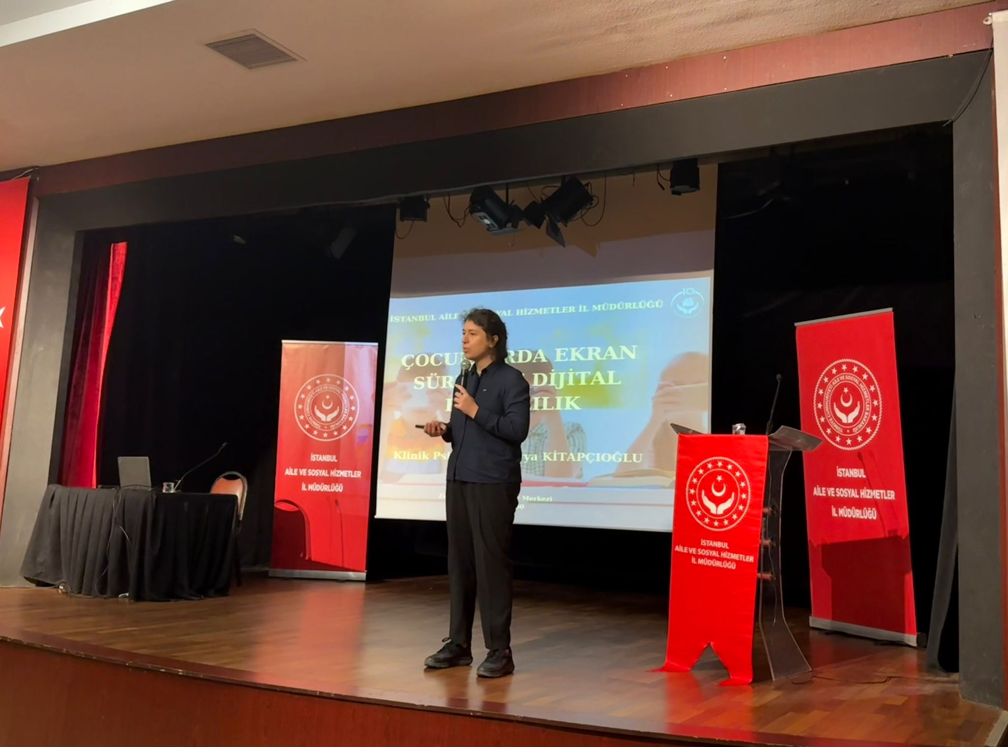 Klinik Psikolog Süreyya KİTAPÇIOĞLU Tarafından “Çocuklarda Ekran Süresi ve Dijital Bağımlılık” Konulu Eğitim Gerçekleştirildi