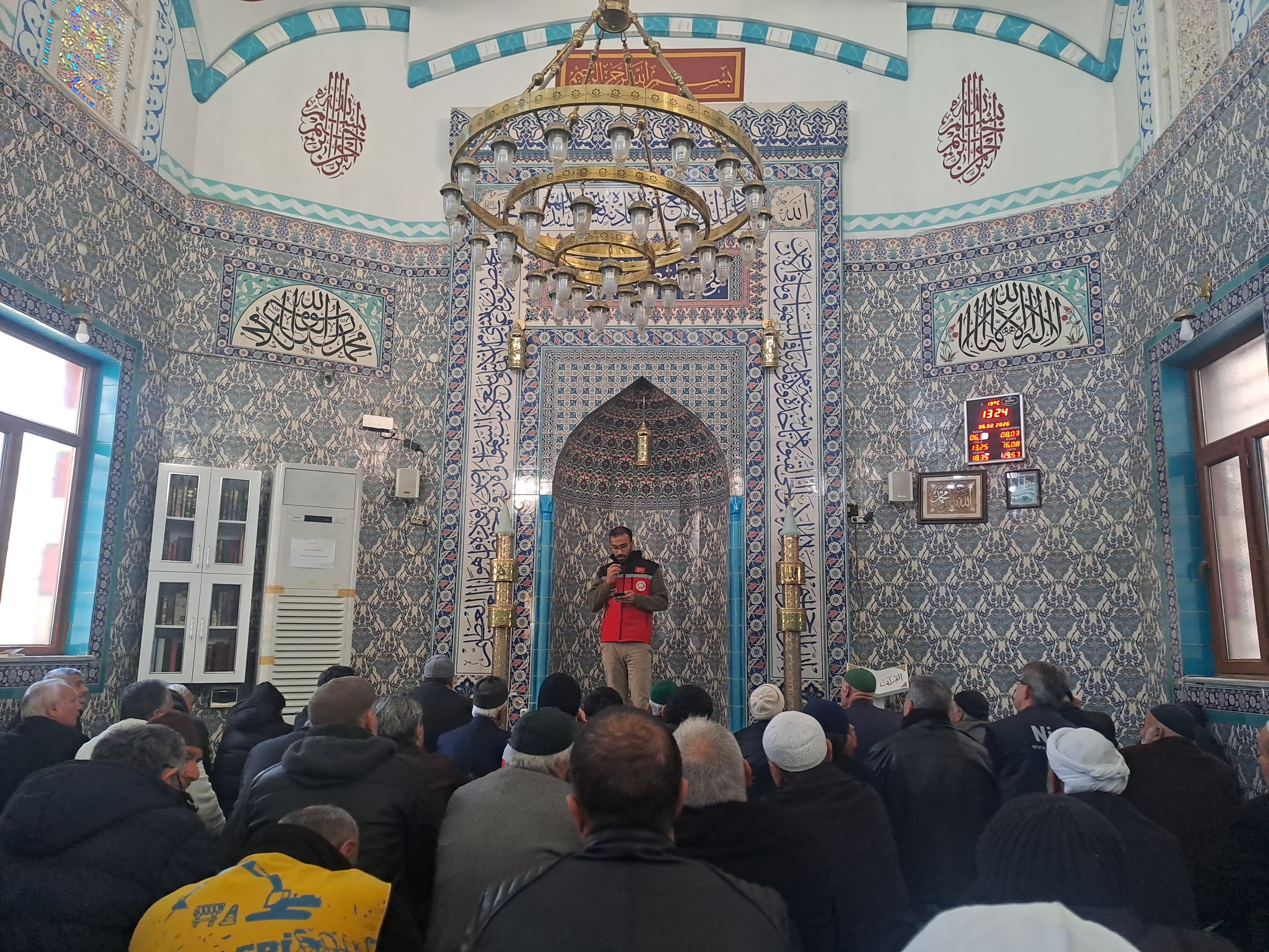 Sosyal Hizmet Merkezlerimiz Tarafından İlimiz Genelindeki Camilerde Cuma Namazı Öncesi Farkındalık Eğitimlerimiz Devam Ediyor