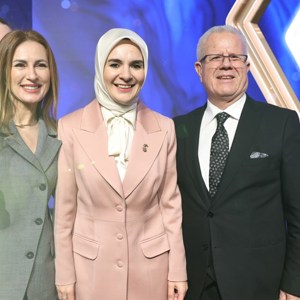 Aile ve Sosyal Hizmetler Bakanımız Göktaş, "Halkbank Üreten Kadınlar Yarışması Ödül Töreni"nde konuştu - fotoğraf 8