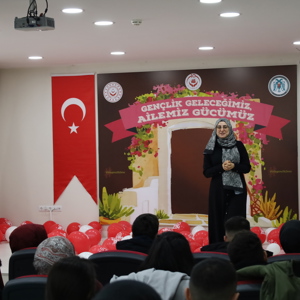 “Gençlik Geleceğimiz, Ailemiz Gücümüz” Bakanlığımız Himayesinde İl Müdürlüğümüz Koordinesinde “Evlenecek Gençlerin Desteklenmesi Projesi”nden Yararlanan Yeni Evli Çiftlerimizle “Aile Buluşmaları” Programında bir Araya Geldik. - fotoğraf 6