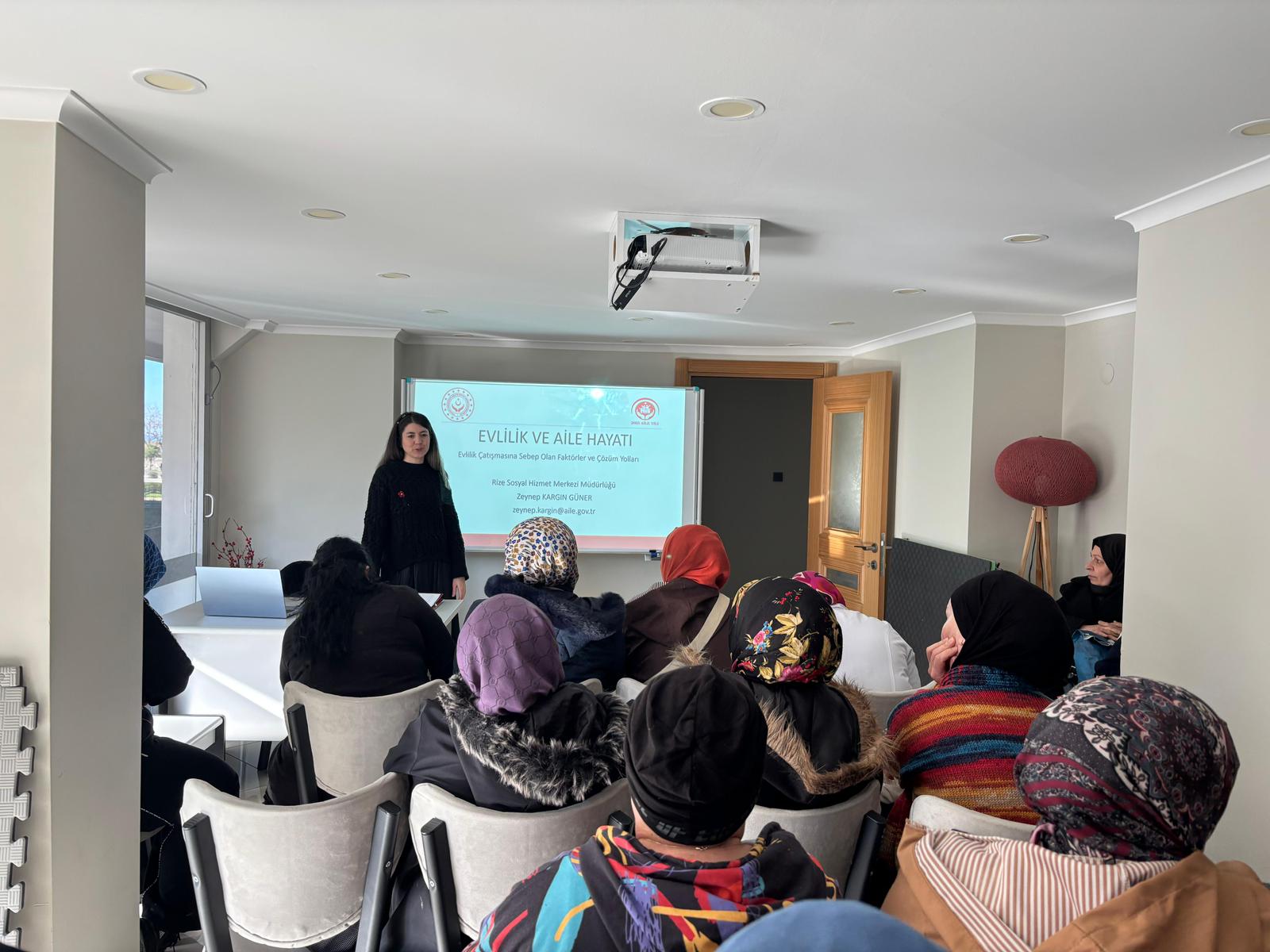 Aile Eğitim Programımızı Sürdürüyoruz