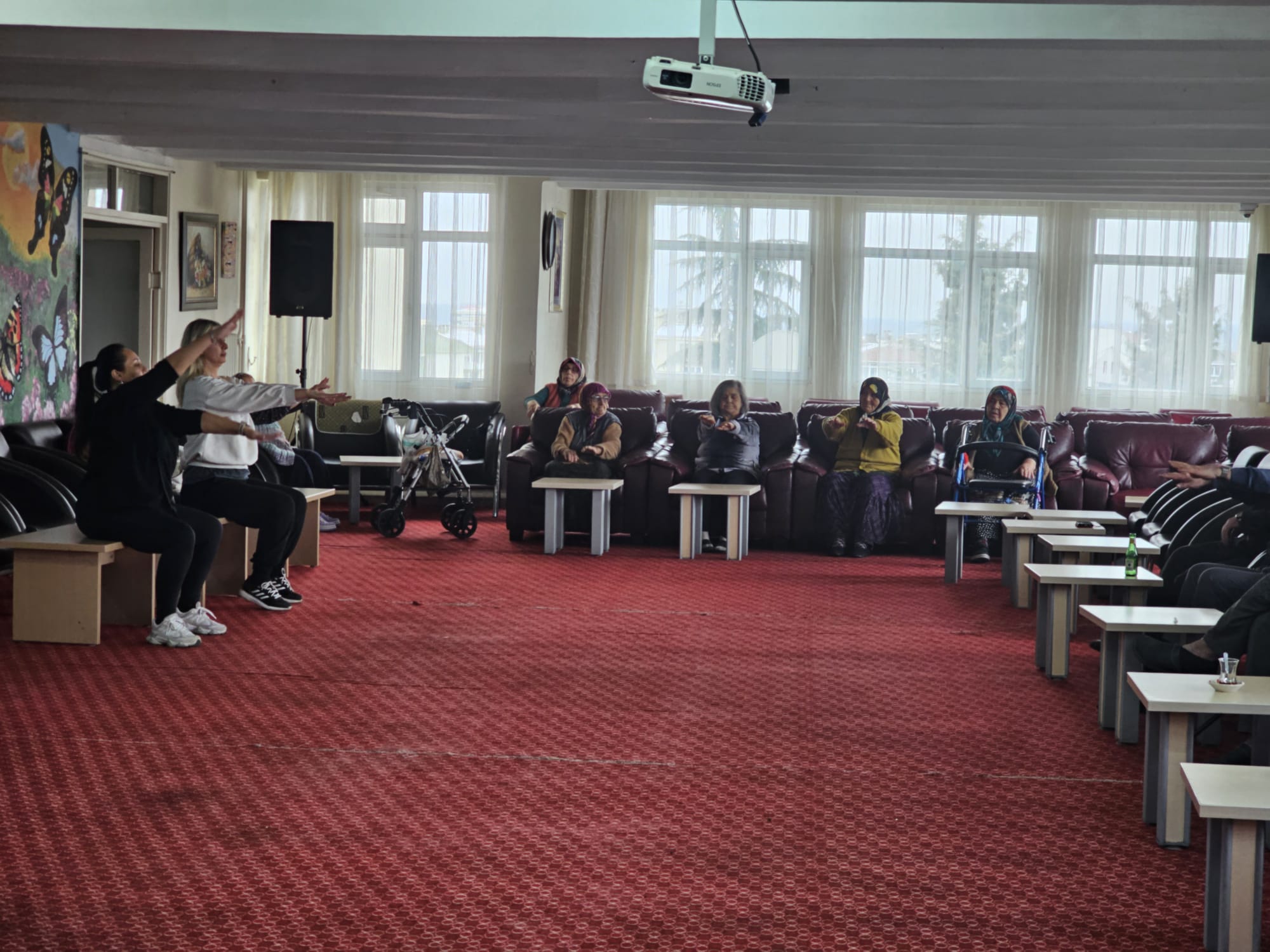 Edirne Huzurevin'nde Sağlıklı Yaşam Projesi Kapsamında Spor Aktiviteleri Gerçekleştirildi.