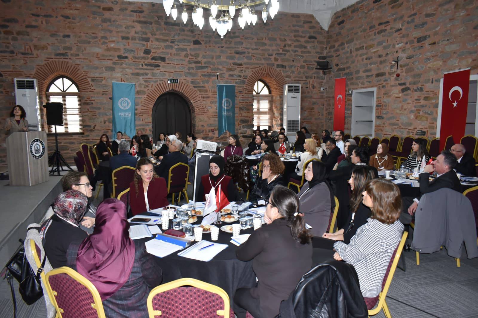 Bursa’da Kadına Yönelik Şiddetle Mücadelede 5 Yıllık Yol Haritası İçin Ortak Akıl Buluşması