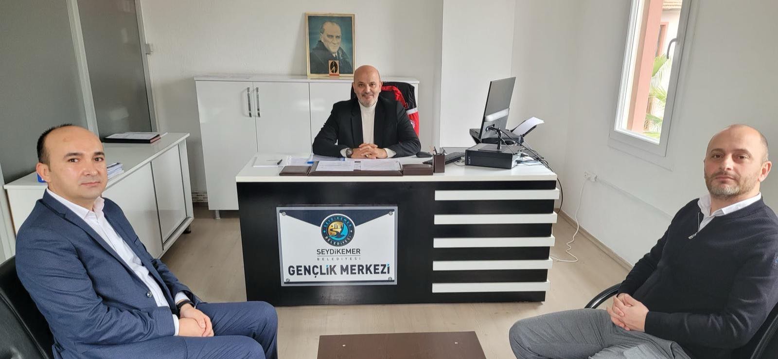 İl Müdürümüz Yakup KÜTÜK, Seydikemer Sosyal Hizmet Merkezi’ni ziyaret etti. 