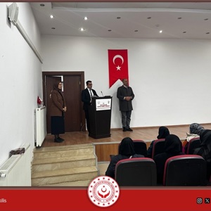 Müdürlüğümüz eğiticisi tarafından yürütülen 10 haftalık Modüler Aile Eğitim Programı başarıyla tamamlandı. Program sonunda düzenlenen sertifika töreninde, katılımcılarımıza belgeleri Sosyal Hizmet Merkezi Müdürümüz  Sayın Abuzer BÜYÜKCOŞKUN tarafından takdim edildi. Süreç boyunca gösterdikleri ilgi, gayret ve samimi paylaşımları için tüm ailelerimize teşekkür ederiz - fotoğraf 4