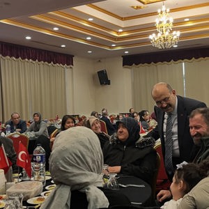 Şehit Yakınları ve Gazilerimiz Onuruna “Büyük Aile Sofrası” İftar Programı Düzenlendi - fotoğraf 6