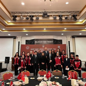 Şehit Yakınları ve Gazilerimiz Onuruna “Büyük Aile Sofrası” İftar Programı Düzenlendi - fotoğraf 3