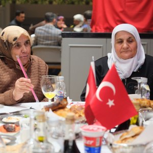 "Büyük Aile Sofrası" Gönülleri Birleştirdi! - fotoğraf 13