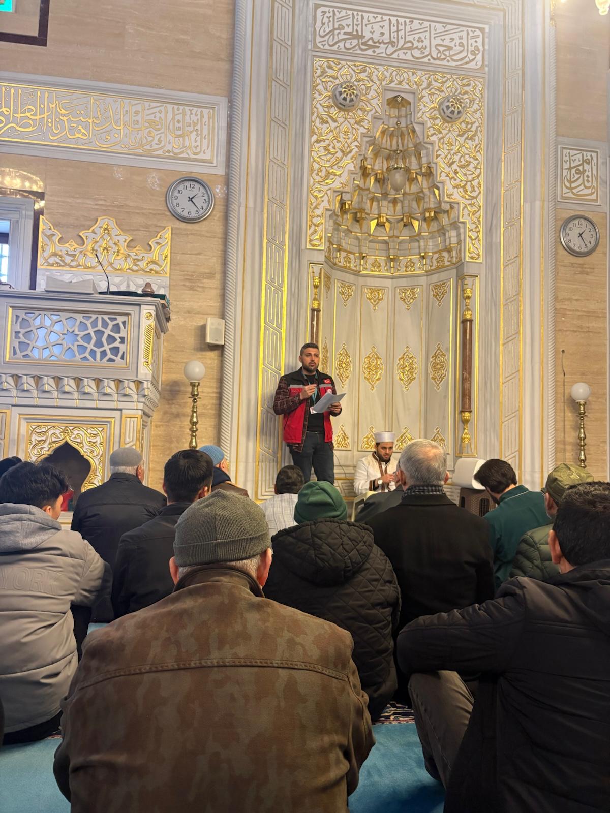 Aile ve Nüfus 10 Yılı Kapsamında Sosyal Hizmet Merkezlerimiz Tarafından İlimiz Genelindeki Camilerde Cuma Namazı Öncesi Farkındalık Eğitimlerimiz Devam Ediyor