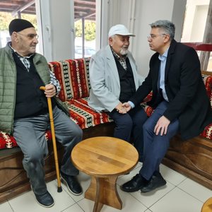 İl Müdürümüz Özgür Kırmızıtaş, Hürmet Makamı’nın sahibi kıymetli büyüklerimizi ziyaret  - fotoğraf 3