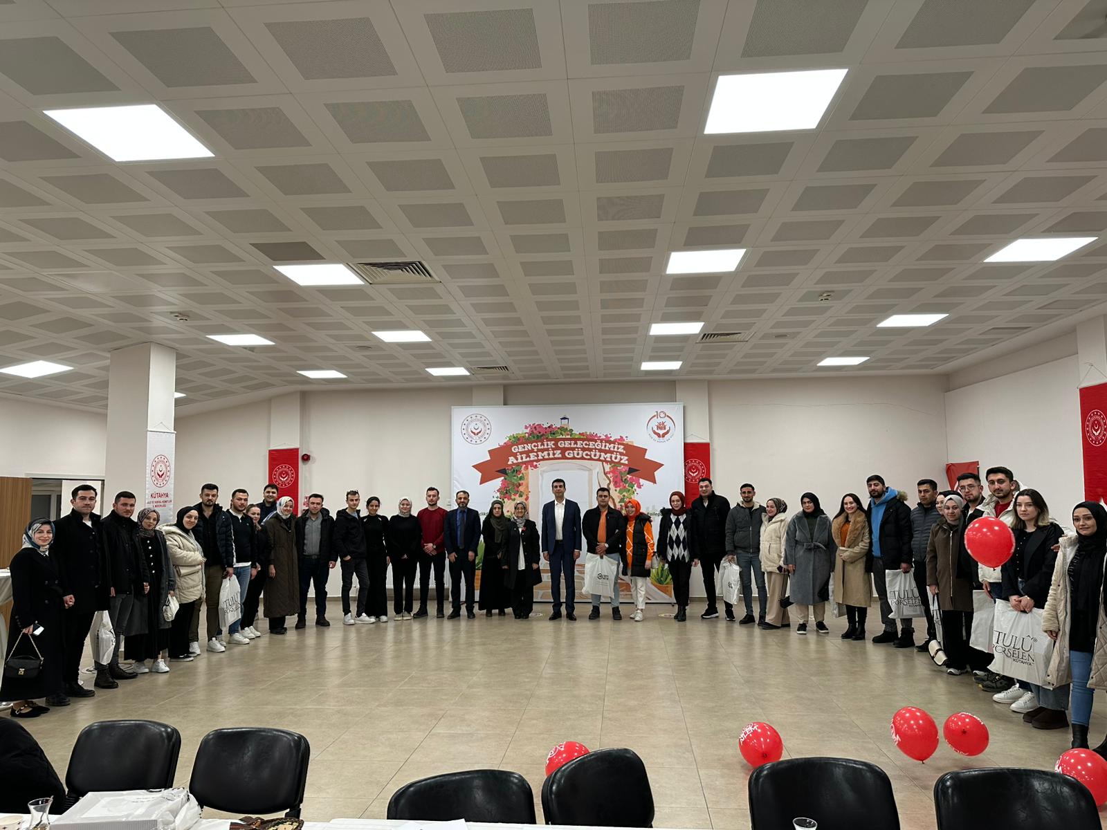 “Gençlik Geleceğimiz, Ailemiz Gücümüz” Aile Buluşması Gerçekleştirildi