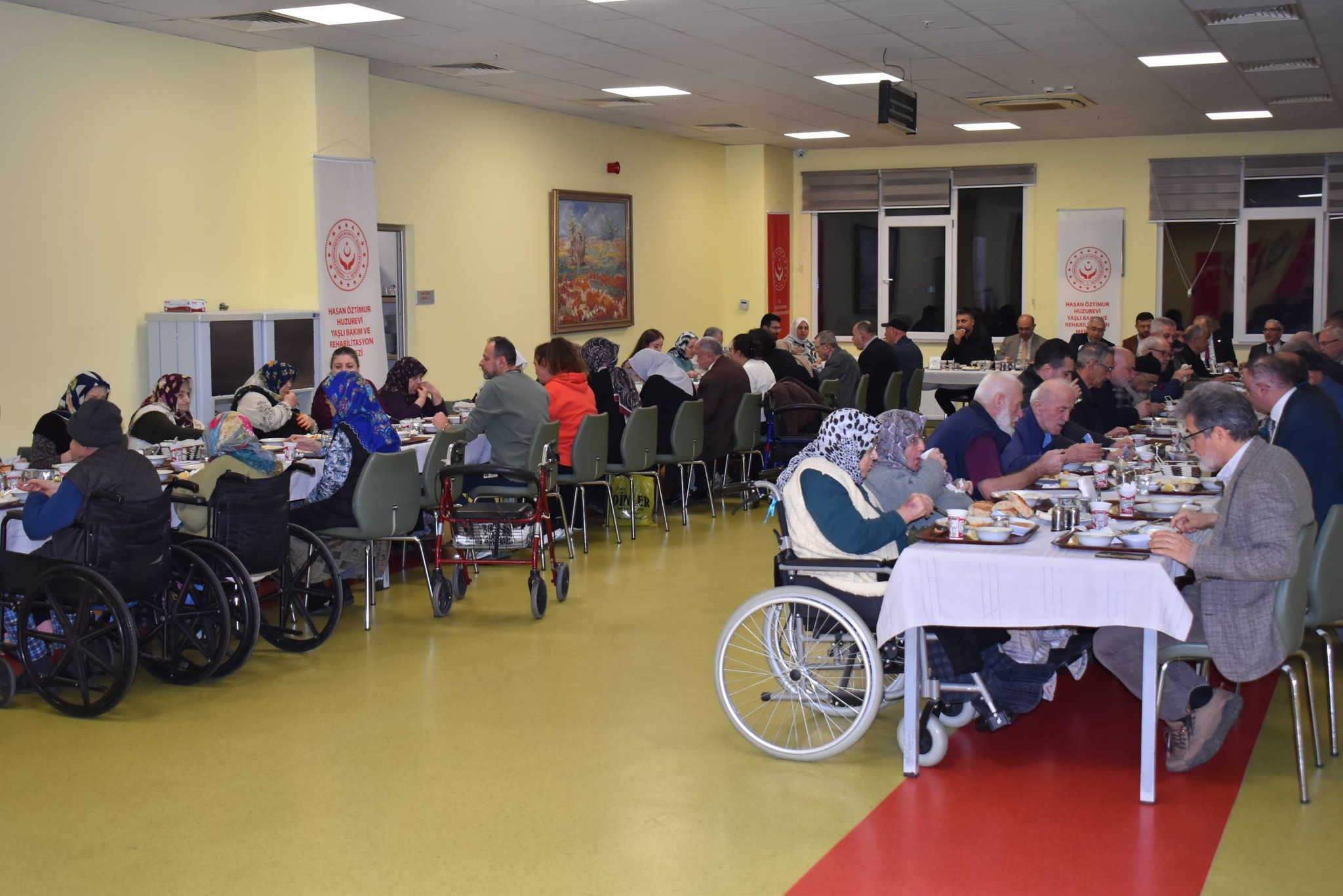 Hasan Öztimur Huzurevi’nde Ramazan’ın Bereketi Aynı Sofrada Paylaşıldı