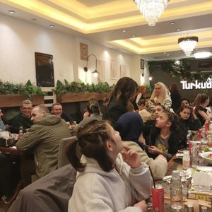 İl Müdürlüğümüz Koordinesinde Hayırseverlerimiz ve Çocuklarımız Aynı Sofrada Bir Araya Geldi - fotoğraf 2