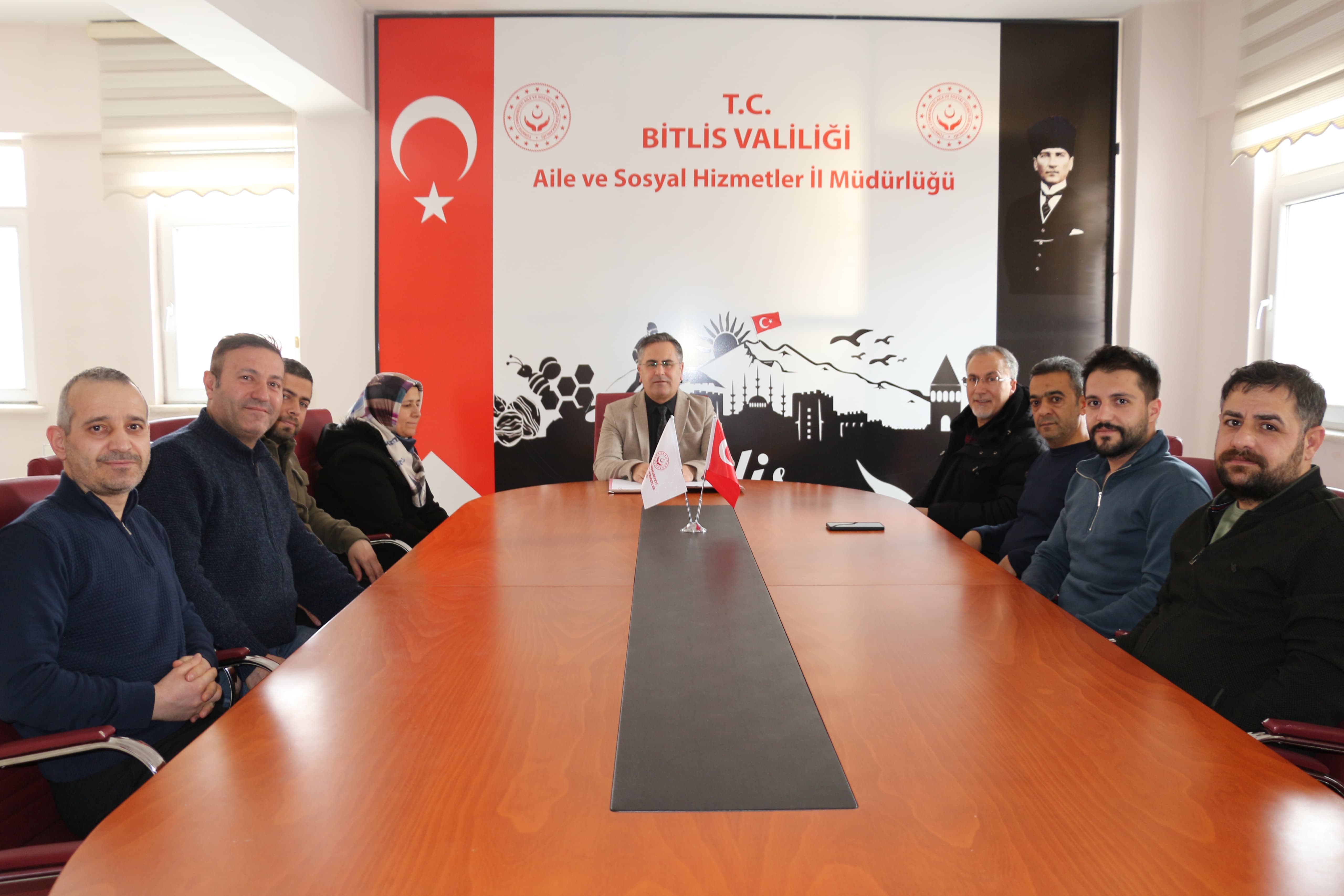 Bitlis'te Koruyucu Aile Sayısı Artıyor: Bir İmza, Bir Yuva, Bir Umut