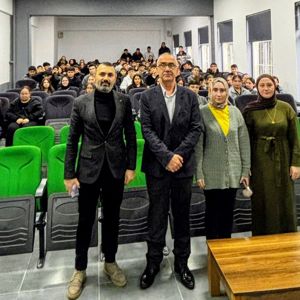 #VatanVeKahramanlıkBuluşmaları’nda Gazi Ulvi ATMACA Öğrencilerle Buluştu. - fotoğraf 1