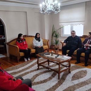Aziz Şehidimiz Ozan Levent SARIKAYA’nın Kıymetli Ailesine Ziyaret - fotoğraf 1