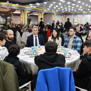 Protokol Üyeleri Engelli Derneğinin İftar Programında Buluştu - fotoğraf 4
