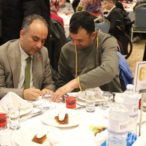 Gönül Sofrası İftar Programı Düzenlendi - fotoğraf 9