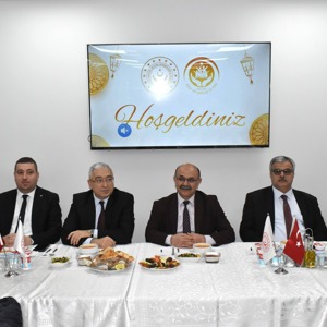 Gönül Sofrasından Geleceğin Yol Haritasına: Roman Vatandaşlarımız İçin El Ele - fotoğraf 3