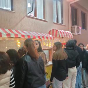 Maneviyat ve Eğlence Bir Arada: Menekşe ve Kardelen Evlerimizle Ramazan Akşamı - fotoğraf 1