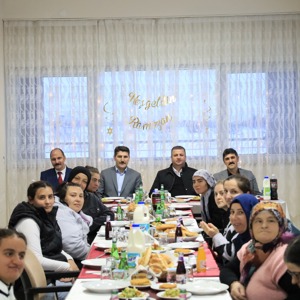 Engelsiz Kızlarımızla Ramazan’da İftar Sevinci. - fotoğraf 1